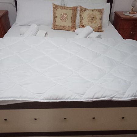 Olivia Guesthouse Gjirokastër المظهر الخارجي الصورة