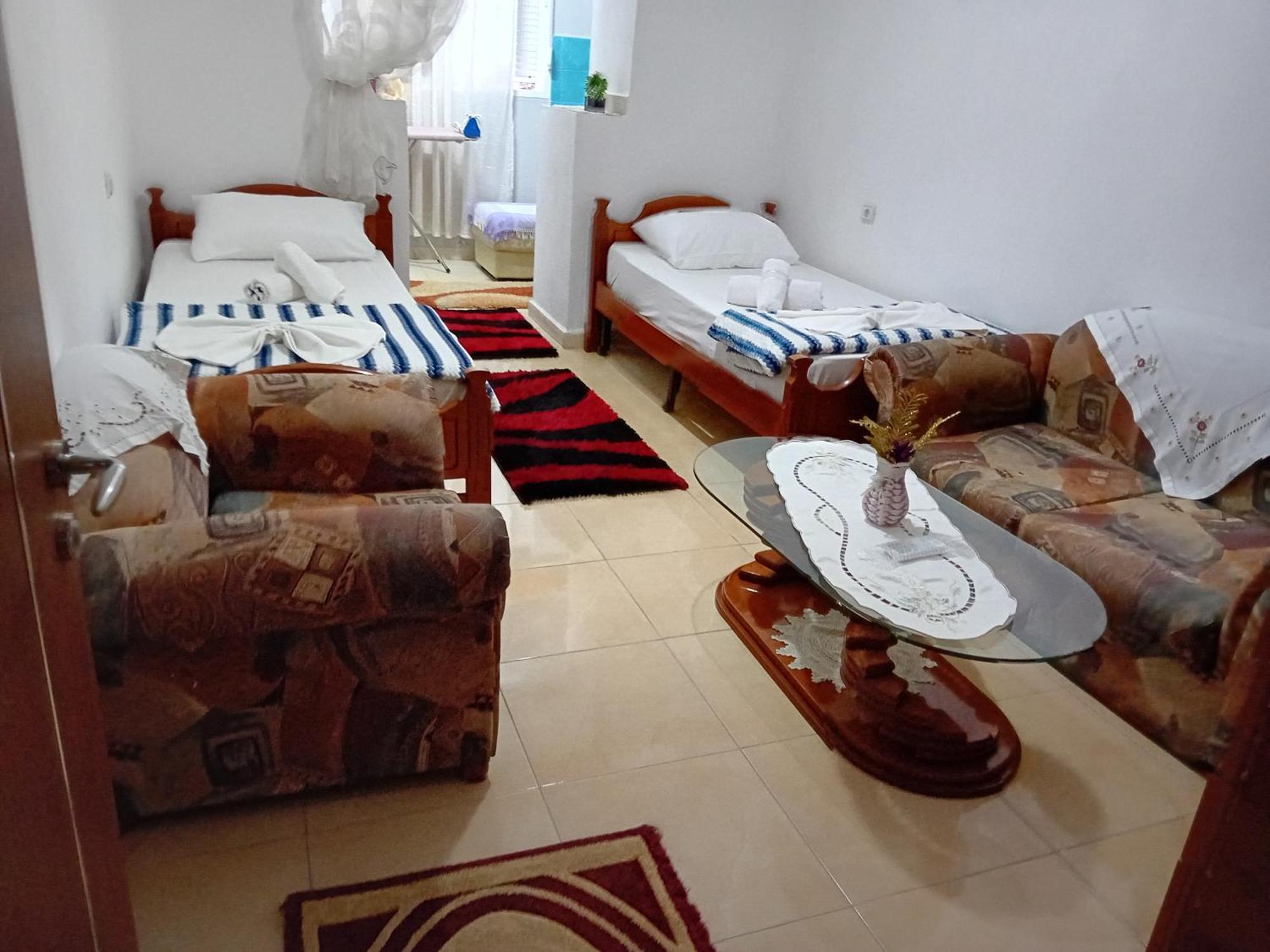 Olivia Guesthouse Gjirokastër المظهر الخارجي الصورة