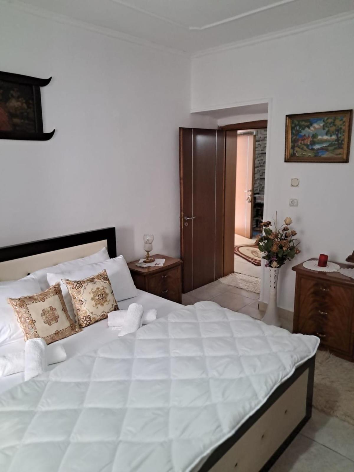 Olivia Guesthouse Gjirokastër المظهر الخارجي الصورة