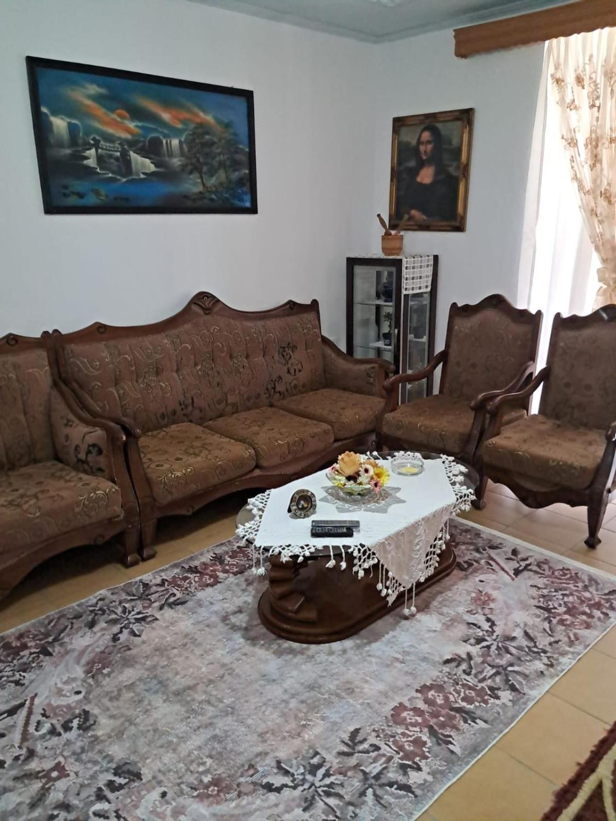 Olivia Guesthouse Gjirokastër المظهر الخارجي الصورة