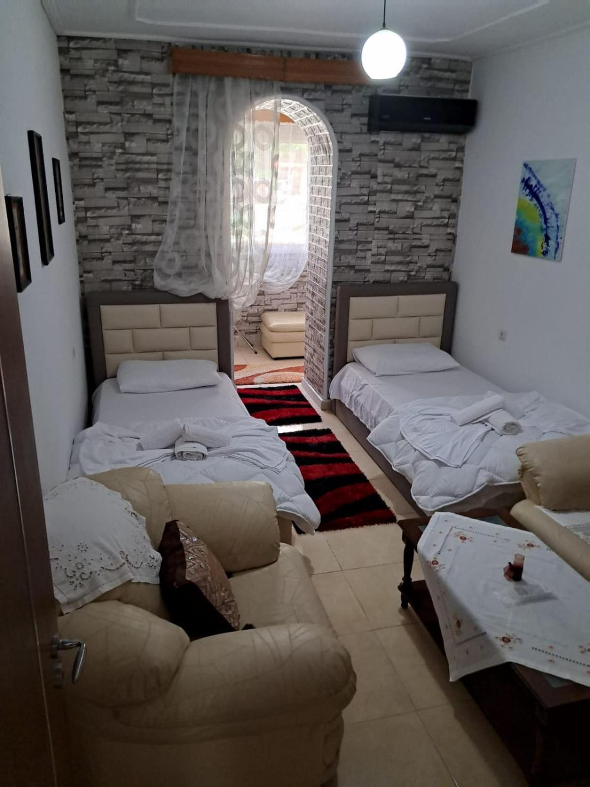 Olivia Guesthouse Gjirokastër المظهر الخارجي الصورة
