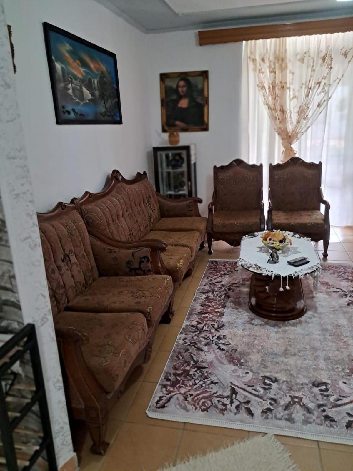 Olivia Guesthouse Gjirokastër المظهر الخارجي الصورة